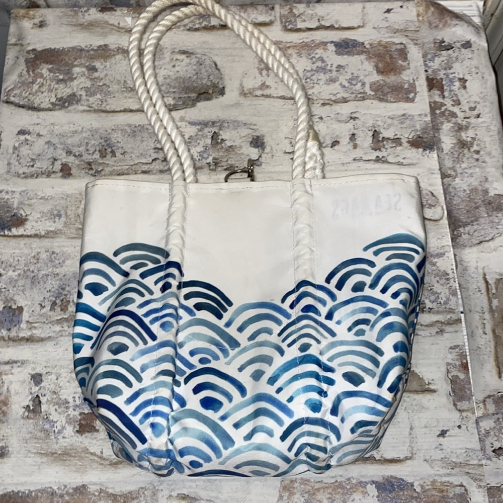 White Tote with Blue Wave Print and Rope Handles